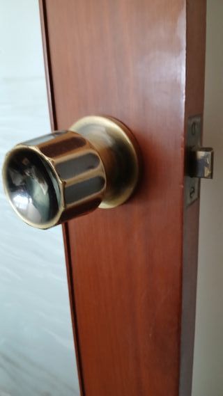 Porta madeira con vidreira galeón