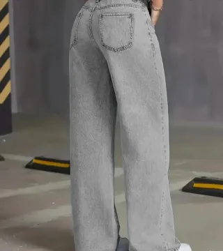 Pantalón vaquero ancho gris