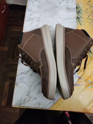 Botines de piel para hombre