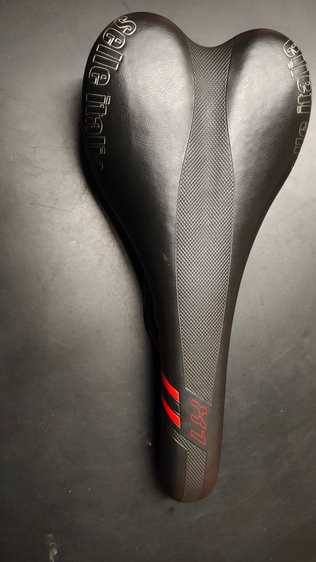 Sella bici Selle Italia 295 gr