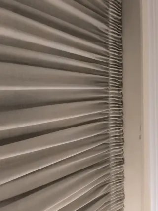 Cortine scorrevoli bianche con design