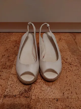 Sandalias blancas mujer