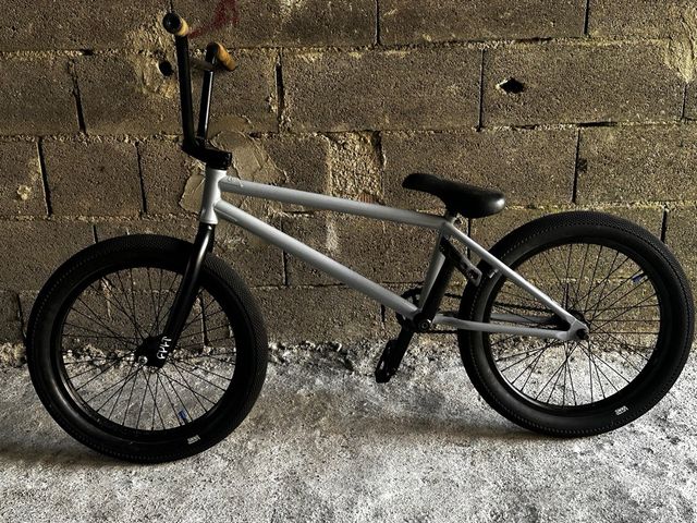 Bmx Cult Gateway Gris (precio negociable)