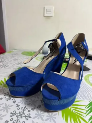 Zapatos de tacón talla 38