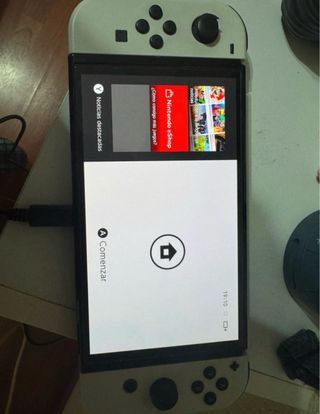 Nintendo Switch OLED Blanca y Negra