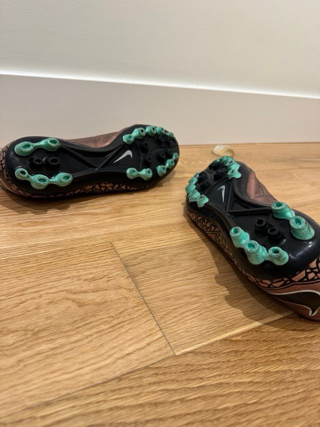 Nike Hypervenom AG Especial Rosa