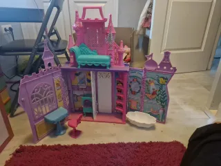 Castello Principesse Barbie con Accessori