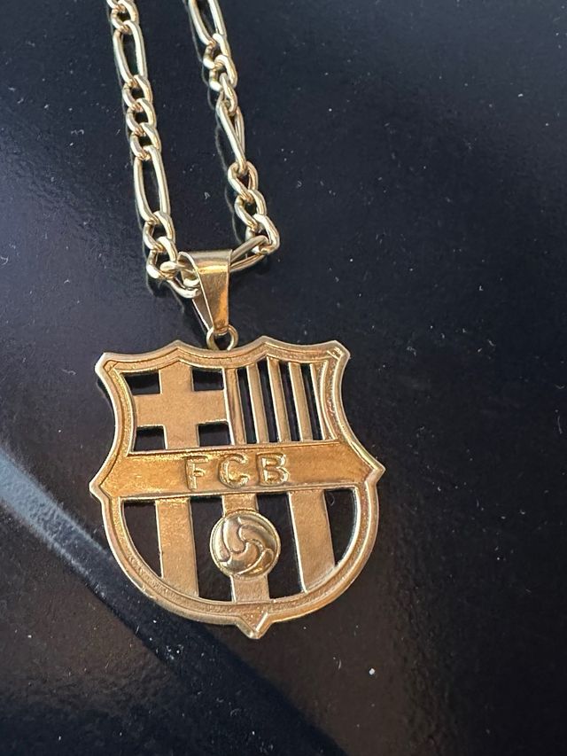Cadena y Colgante Oro 18k FCB