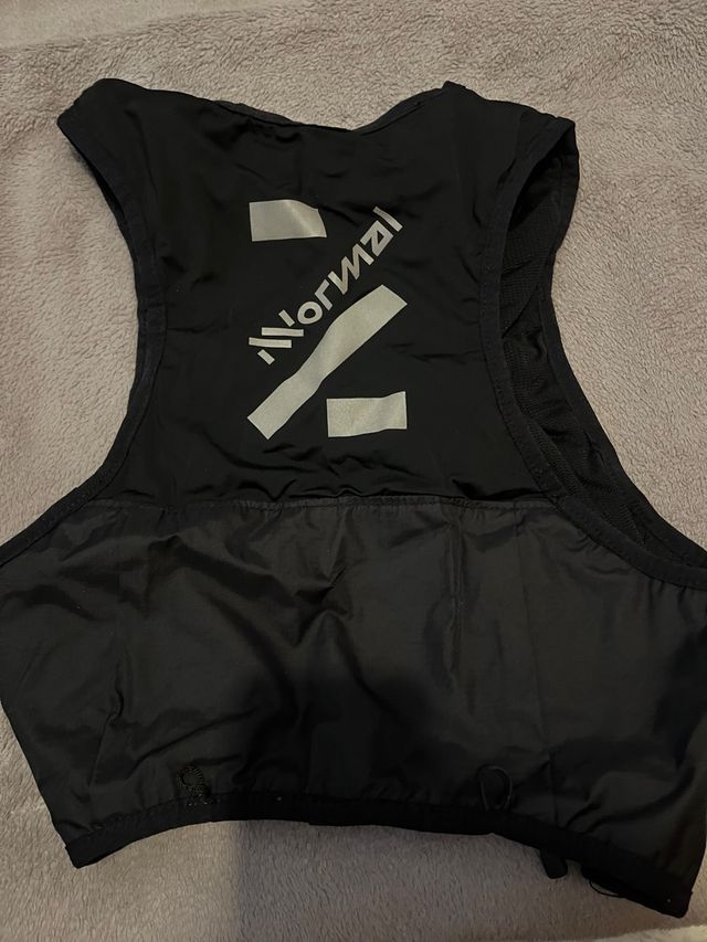 Mochila Trail Running Nnormal