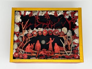 Belén tradicional con corales y figuras