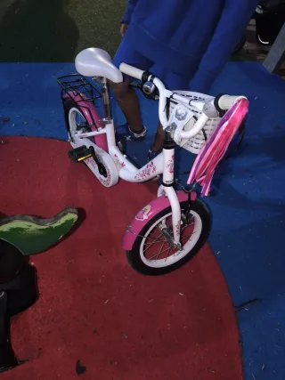 Bicicleta infantil niña rosa y blanca
