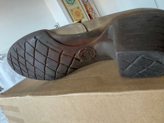 Zapatos de tacón Panama Jack beige