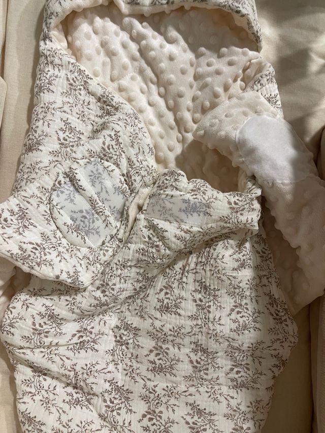 Minicuna madera blanca con colchón marca pekitas