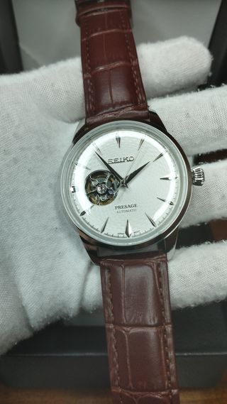 Reloj Seiko Mod Presage Blanco Marrón Open Heart