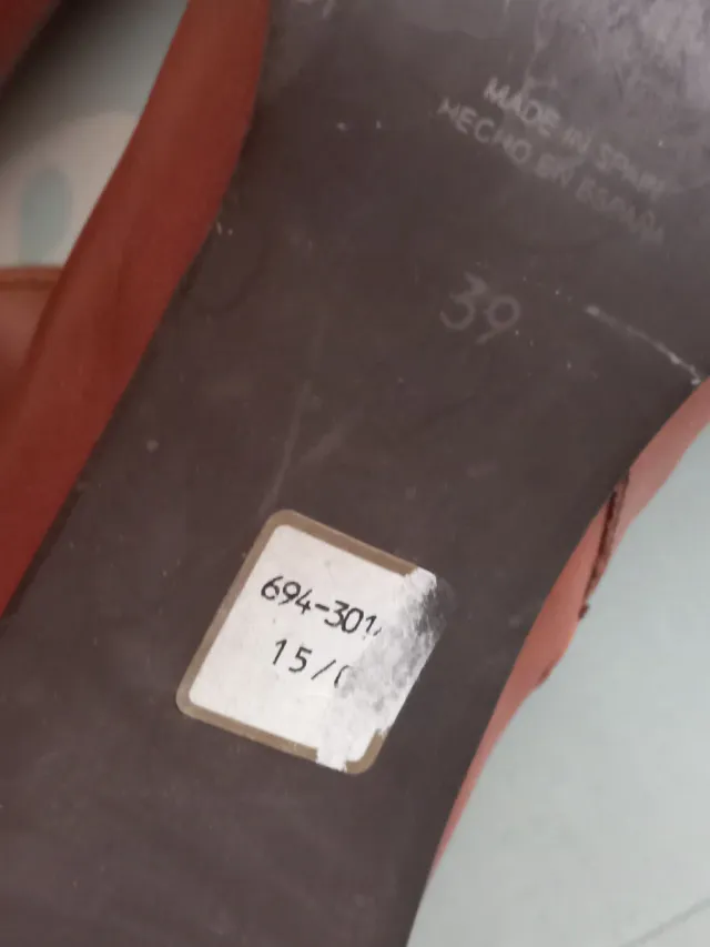 Botines de piel marrones