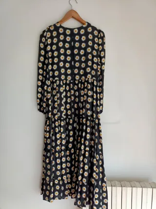 Vestido Zara flores margaritas negro