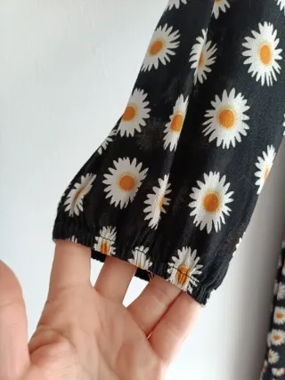 Vestido Zara flores margaritas negro