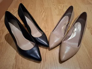 Zapatos 37 de tacón negros y beige