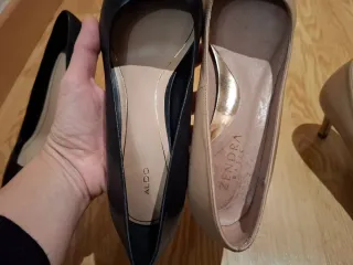 Zapatos 37 de tacón negros y beige