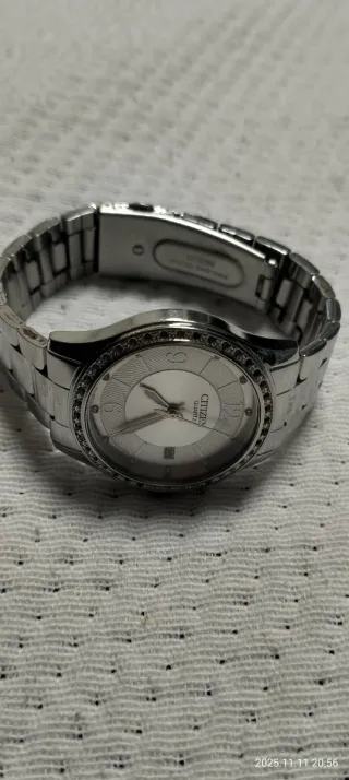 Reloj Citizen señora plateado