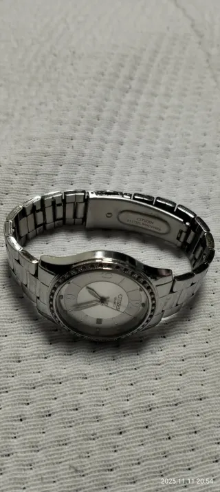 Reloj Citizen señora plateado