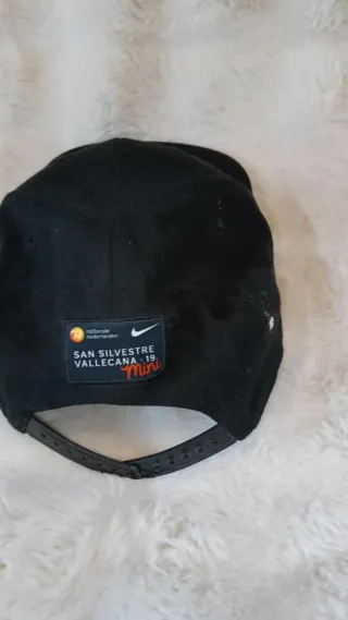 Gorra Nike San Silvestre Vallecana Negra