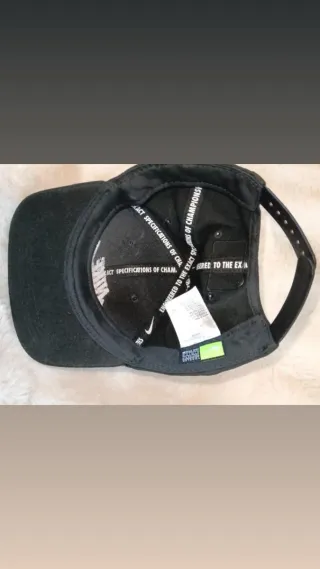 Gorra Nike San Silvestre Vallecana Negra