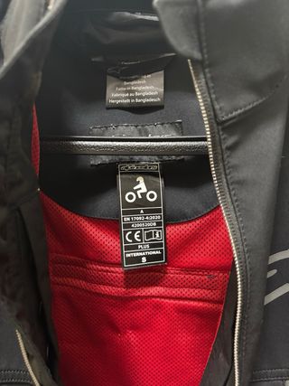 Chaqueta Moto Alpinestars Negra con Capucha