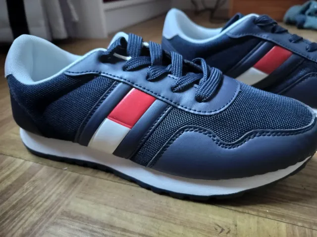 Zapatillas Talla 40. Nuevas