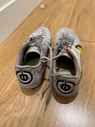 Botas de fútbol Nike Tiempo Salmón AG/SG