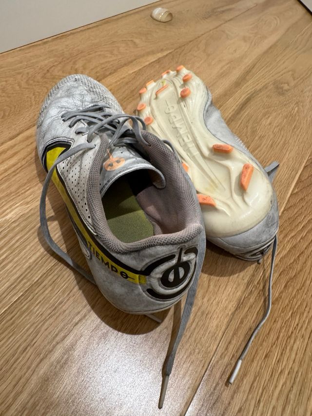 Botas de fútbol Nike Tiempo Salmón AG/SG