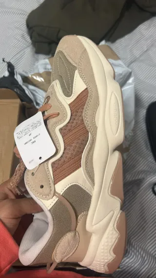 Adidas Ozweego Beige/blanco hueso