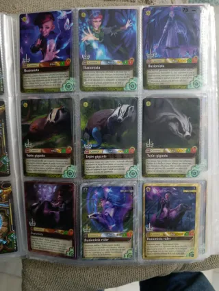 Álbum Panini La Invasión de los Gigantes