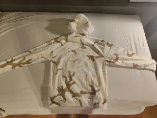 Jersey Adidas camuflaje blanco y beige