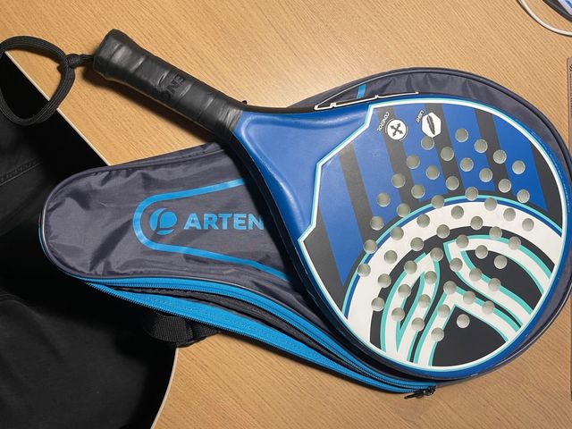 Pala de pádel Artengo PR190 + funda