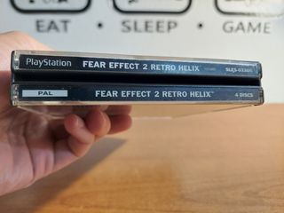 Fear Effect 2 Retro Helix PS1 🇮🇹 🇪🇸 | Ottimo