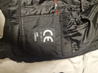 Chaqueta de motorista negra SHEAL