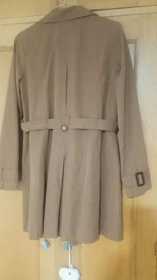 Gabardina Zara  como nueva