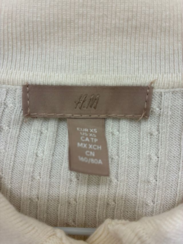 Polo de punto trenzado blanco