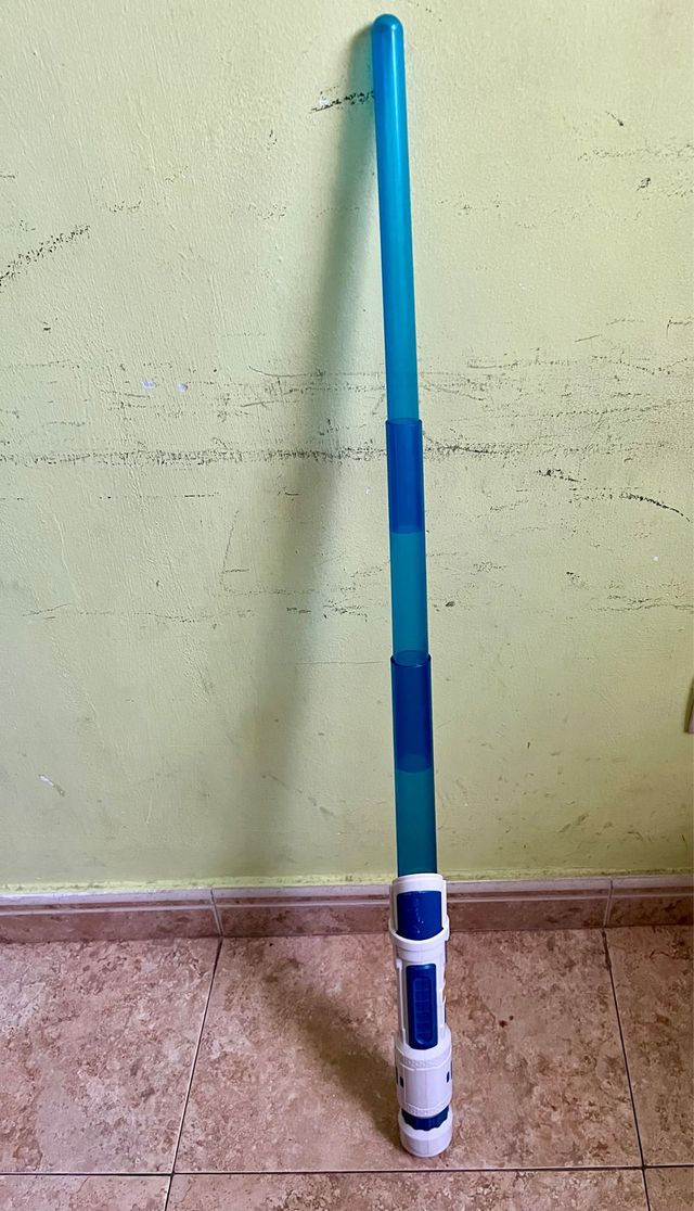 Espada láser de juguete azul
