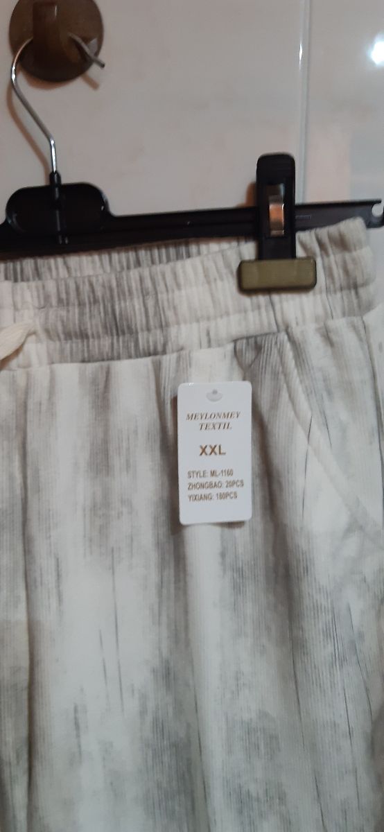 Pantalón micropana NUEVO