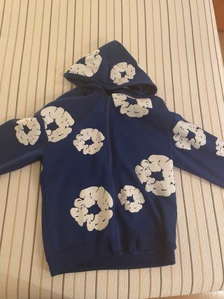 Sudadera Azul con Estampado Floral Blanco