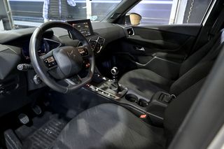 DS DS 3   3 Crossback BlueHDi 81 kW Manual MONTMARTRE