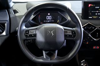 DS DS 3   3 Crossback BlueHDi 81 kW Manual MONTMARTRE