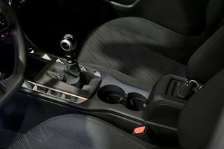 DS DS 3   3 Crossback BlueHDi 81 kW Manual MONTMARTRE