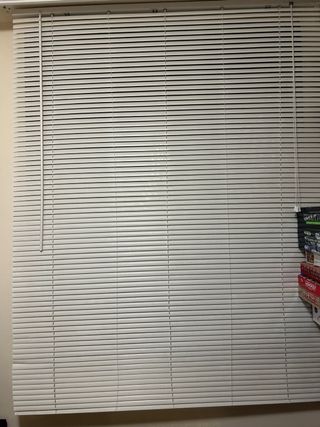 Persiana lamas blanca para habitación 135*175