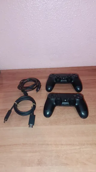 PlayStation 4 y juegos