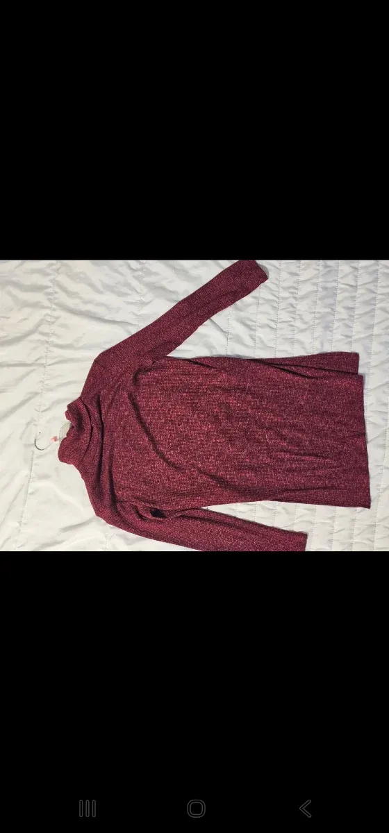 Jersey cuello tortuga Bershka burdeos Talla S