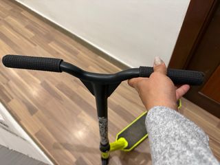 Patín Freestyle Negro y Amarillo