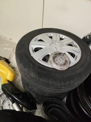 Llantas Michelin 5x112 R15 con tapacubos